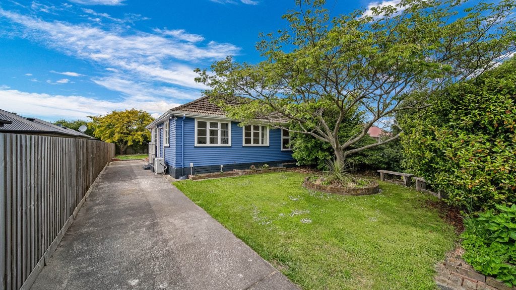1/45 Dickson Crescent, Hornby, Christchurch - Carousel 2