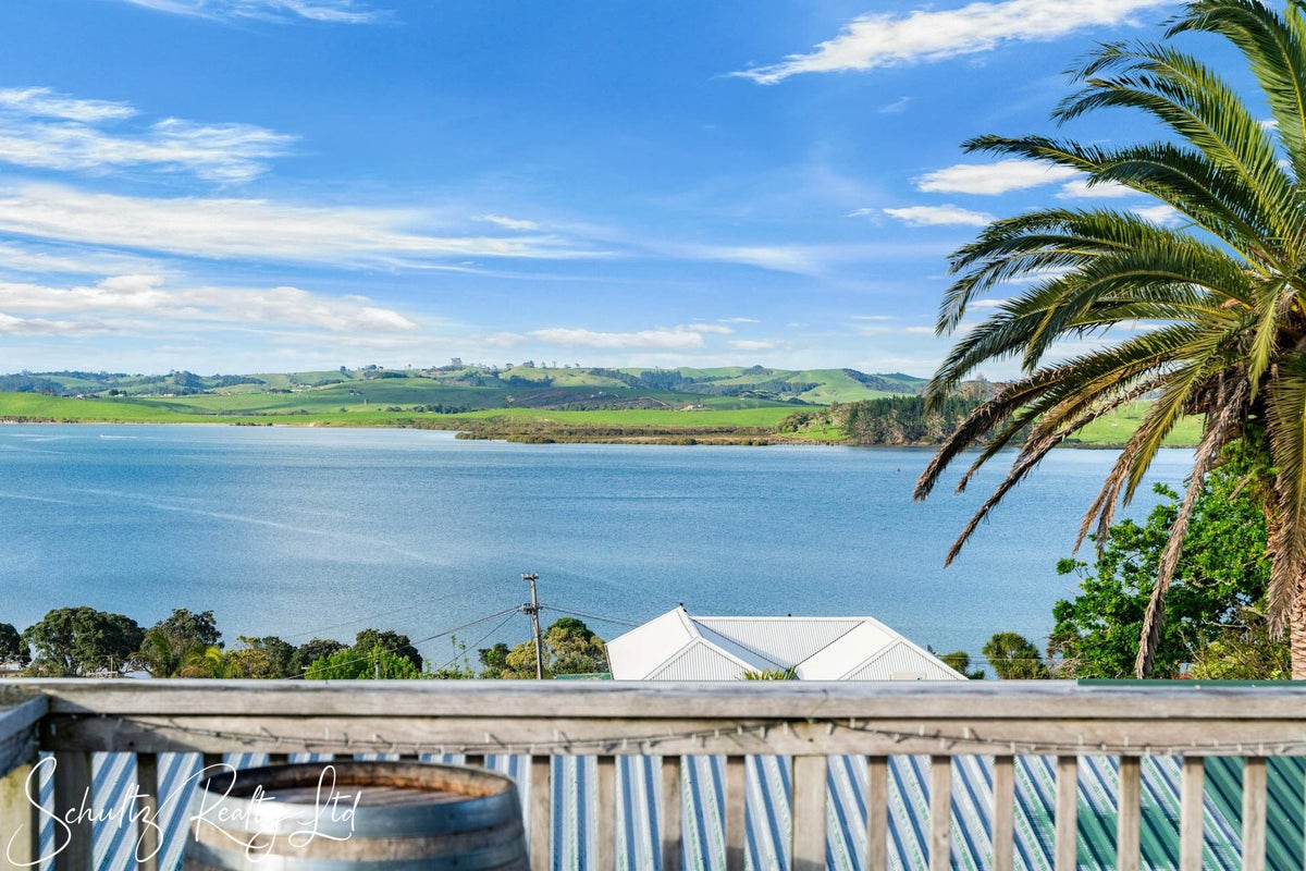 23 Oxford Street, Whakapirau, Whakapirau - Carousel 2