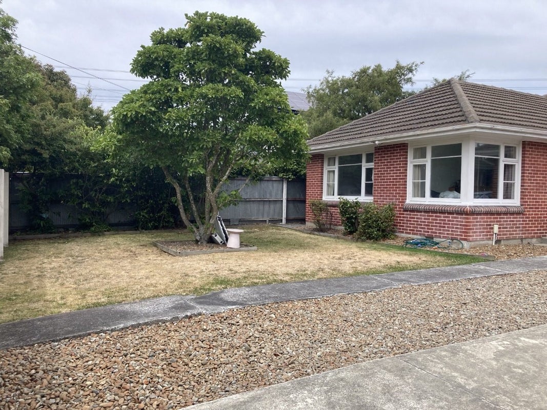 35 Appleby Crescent, Burnside, Christchurch - Carousel 1