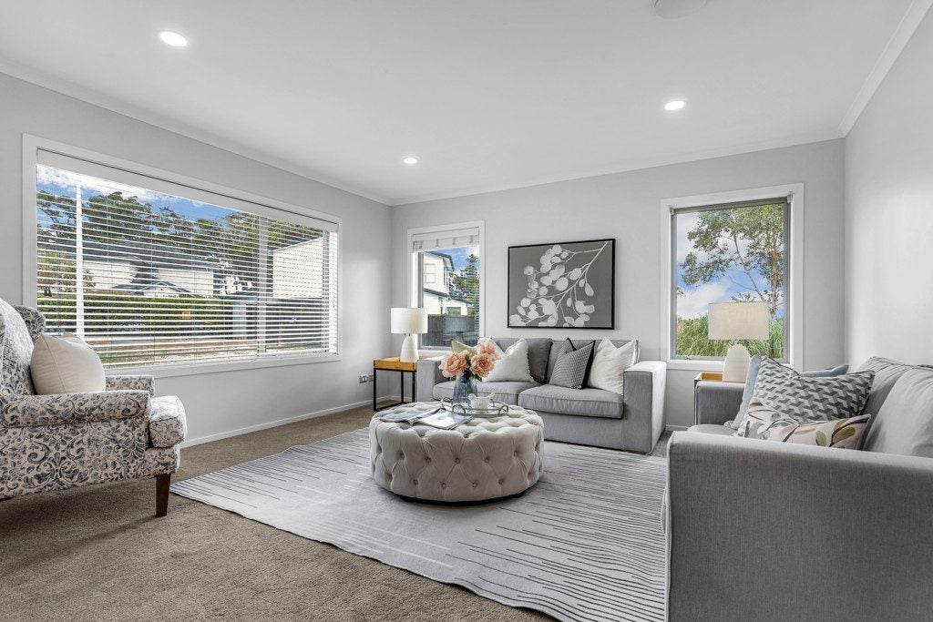15 Aviano Close, Flat Bush, Auckland - Carousel 2