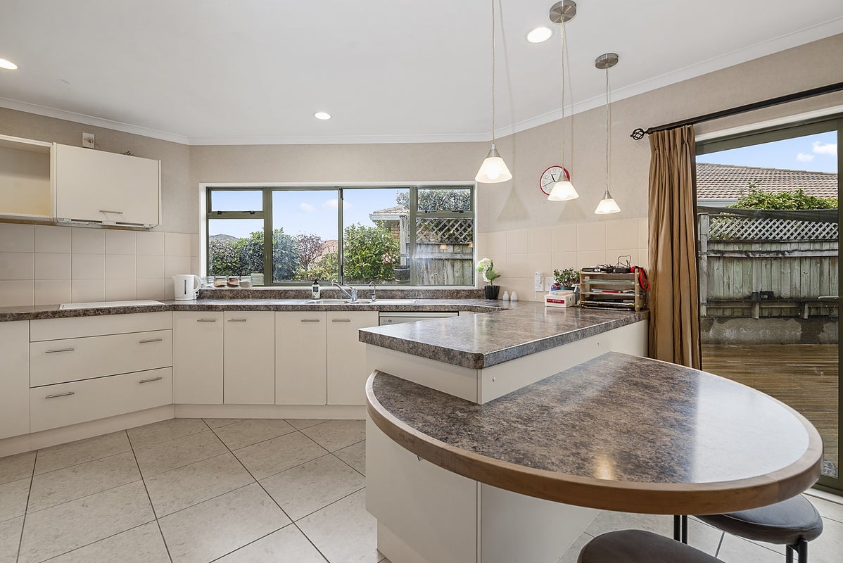 31 Carter Drive, Pomare, Rotorua - Carousel 2