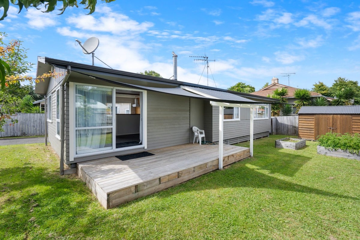 9 Wye Street, Frankton, Hamilton - Carousel 1