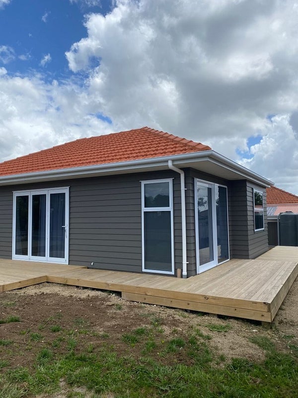 21 Hillcrest Road, Hillcrest, Hamilton - Carousel 1