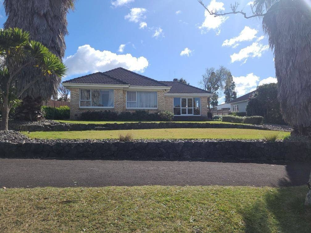 28 Hinton Avenue, Forest Lake, Hamilton - Carousel 1