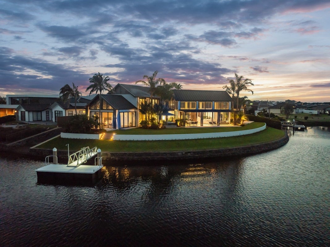 3 Kuaka Grove, One Tree Point, Whangarei - Carousel 1