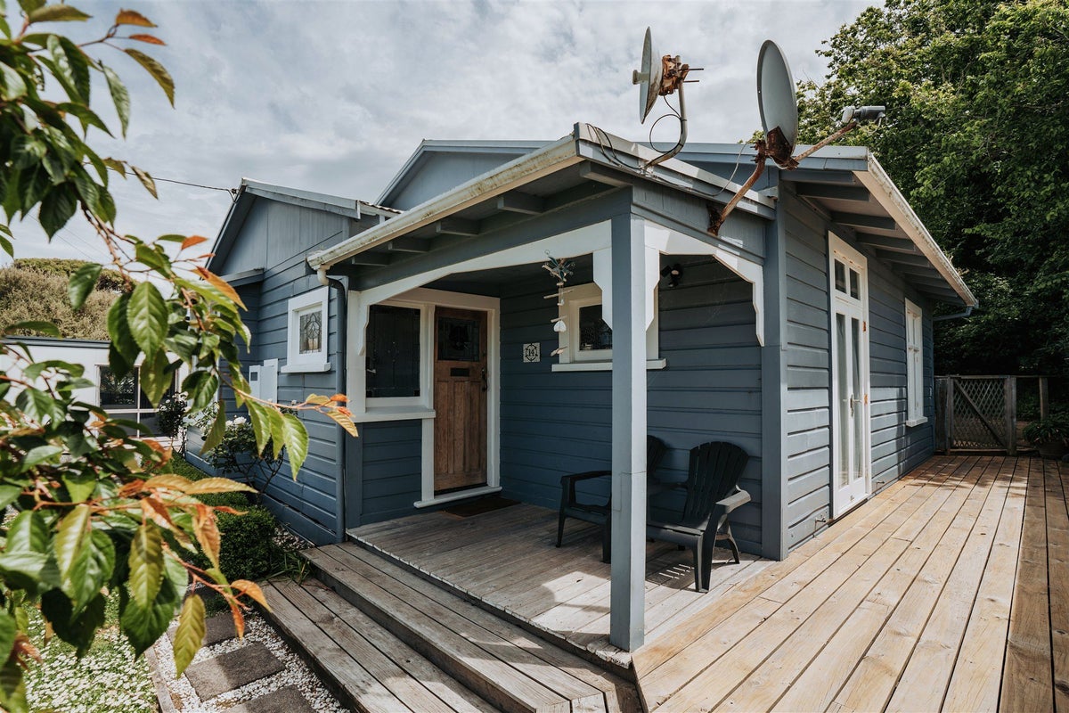 14 Moana Street, Kaka Point, Kaka Point - Carousel 2