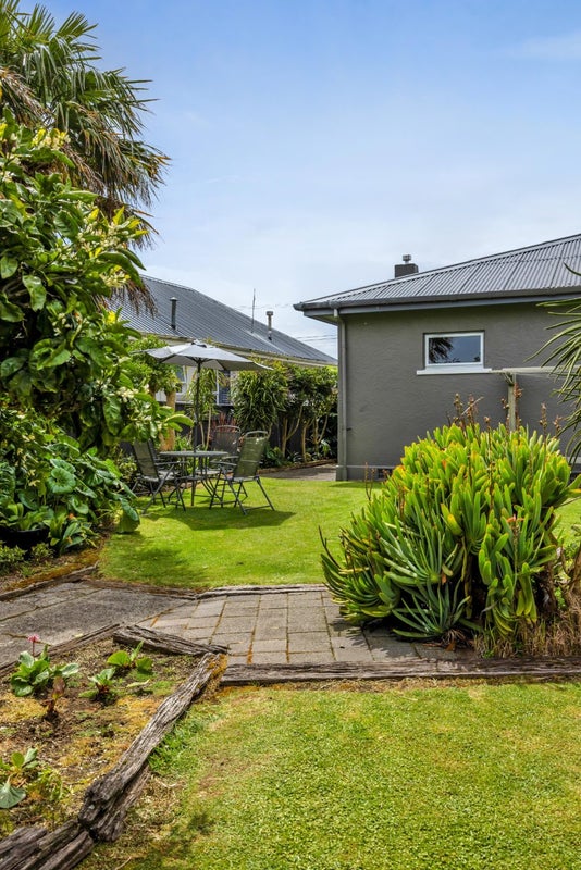 24 Sanders Avenue, Westown, New Plymouth - Carousel 37
