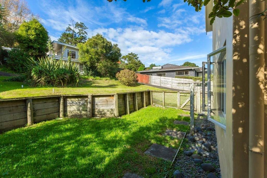 793 Beach Road, Browns Bay, Auckland - Carousel 11