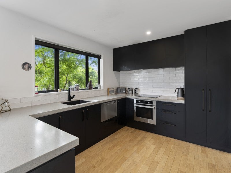 10 Haig Place, Woolston, Christchurch - Carousel 2