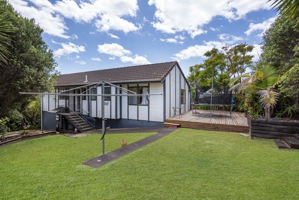 37 Aronia Way, Goodwood Heights, Auckland - Carousel 2