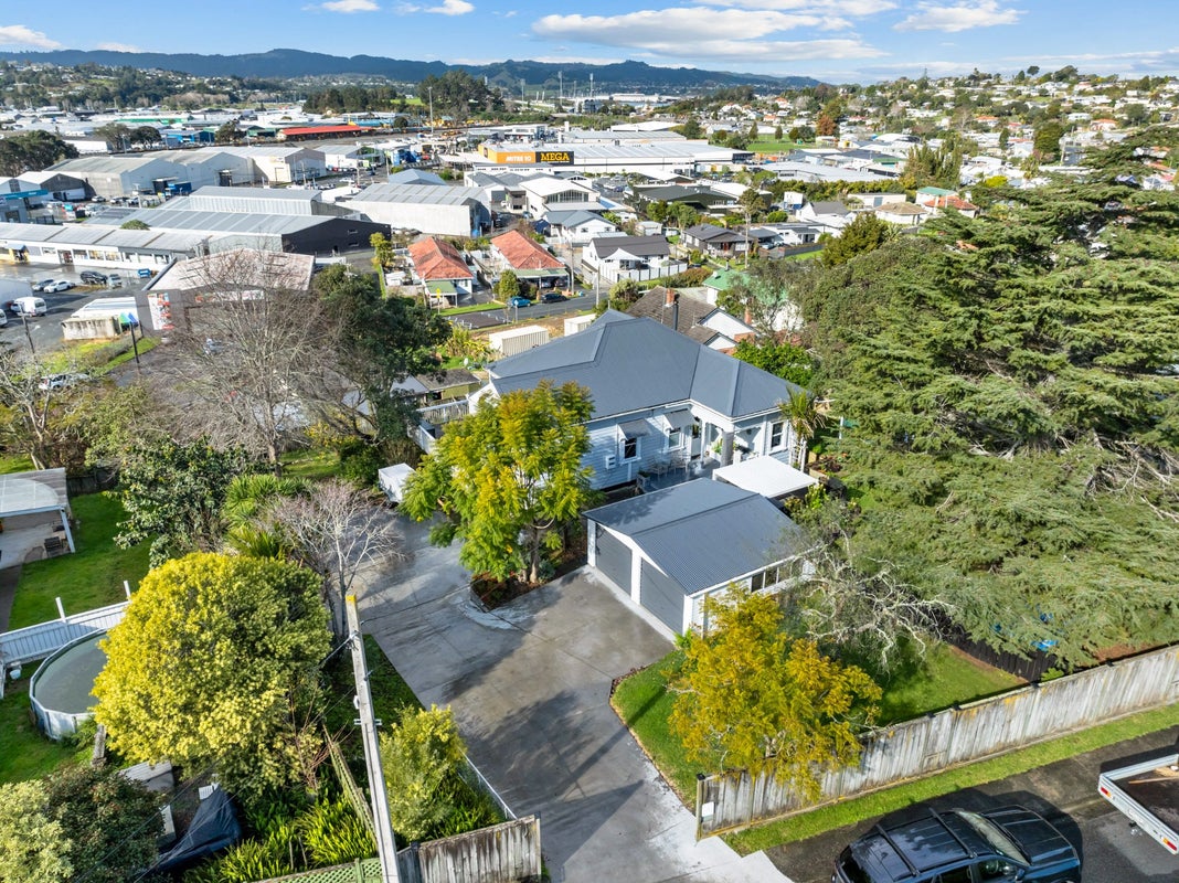 5 Anzac Road, Morningside, Whangarei - Carousel 2