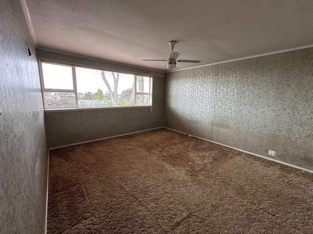 10 Rewi Street, Torbay, Auckland - Carousel 17