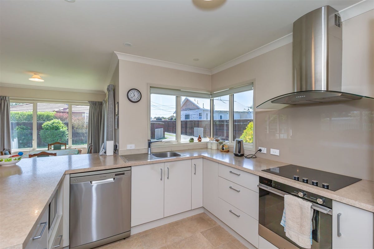 97 Queen Street West, Levin, Levin - Carousel 2