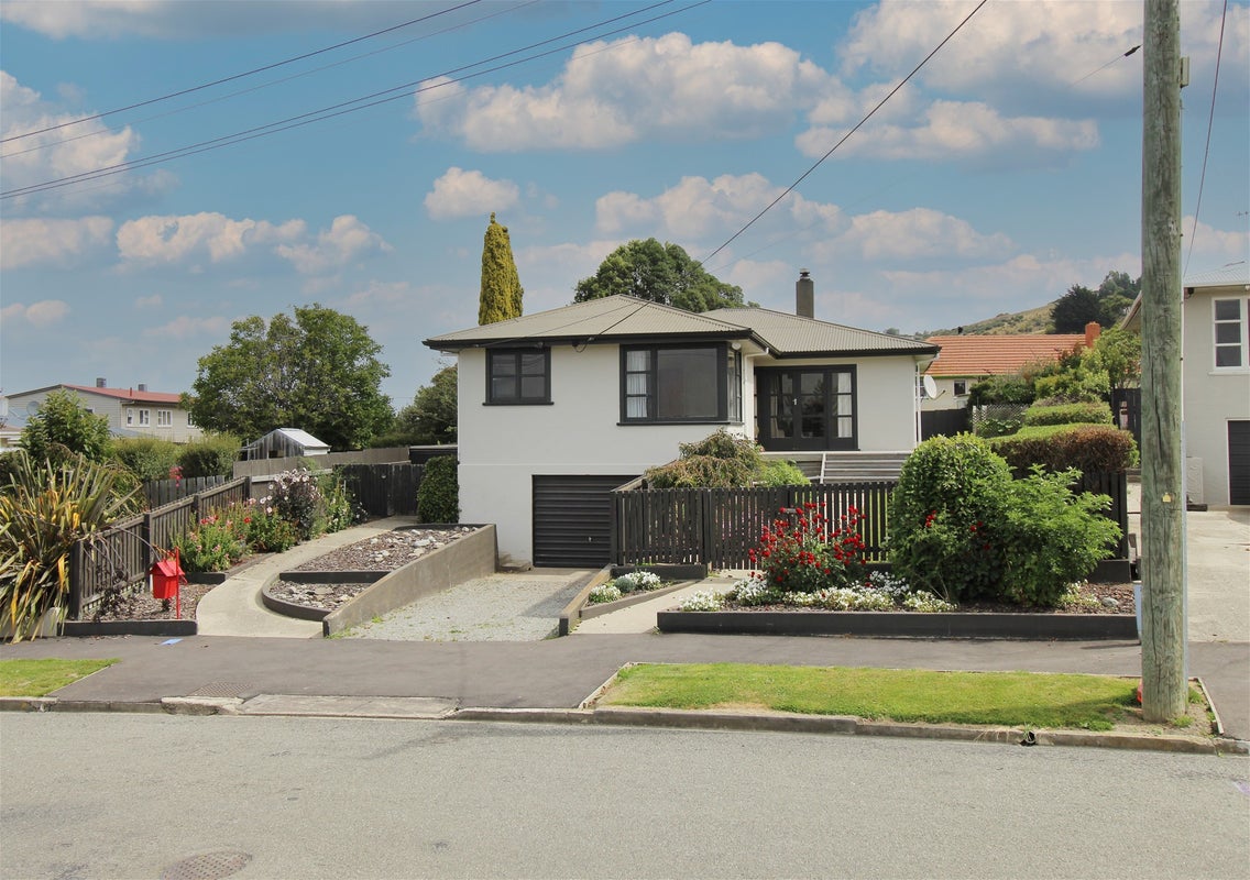 1 Fleet Street, Oamaru North, Oamaru - Carousel 1