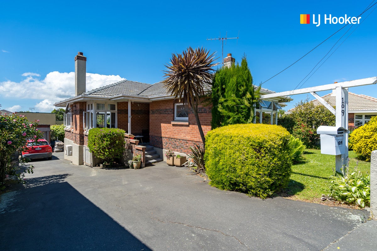 109 Forbury Road, Saint Clair, Dunedin - Carousel 1