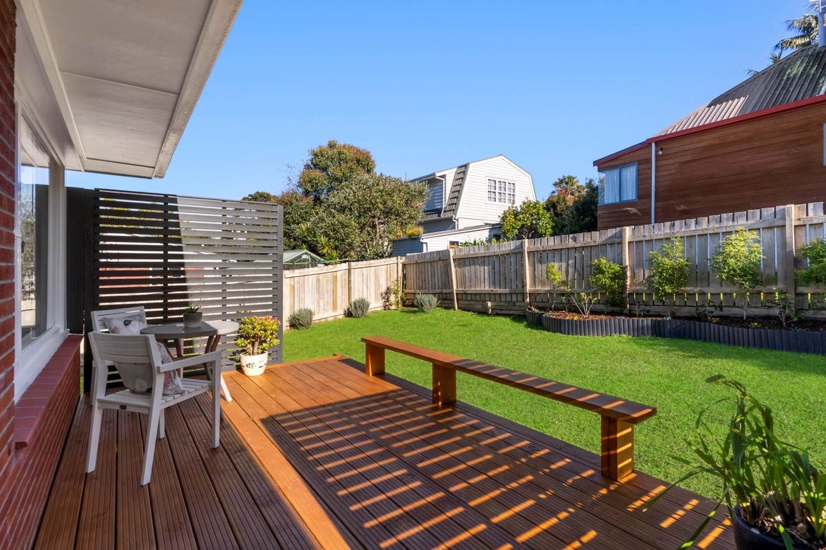4/15 Northboro Road, Hauraki, North Shore City, Auckland - Carousel 2