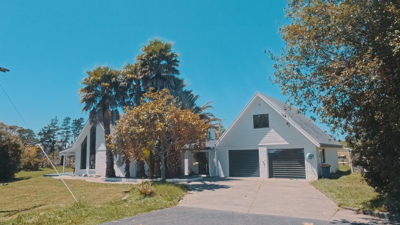 229 Pine Valley Road, Silverdale - Carousel 1