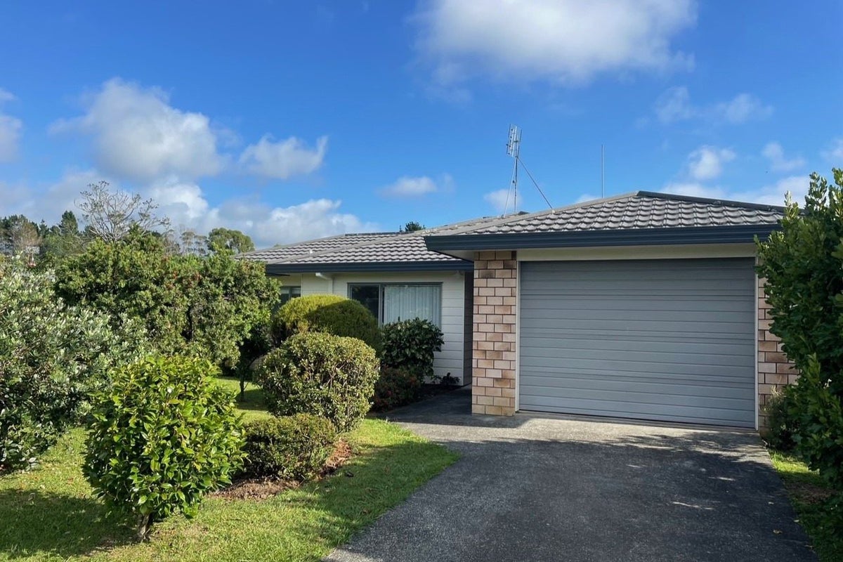 6 Lansdowne Road, Katikati, Katikati - Carousel 1
