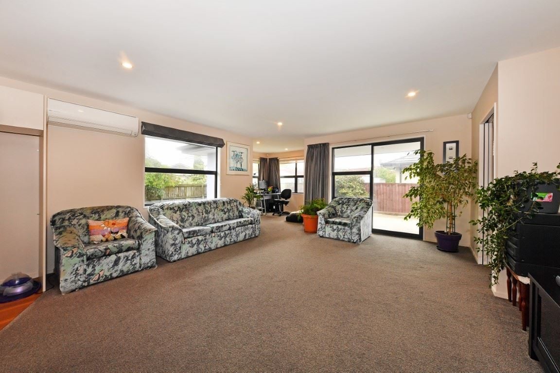 2/36 Reginald Street, Burwood, Christchurch - Carousel 1