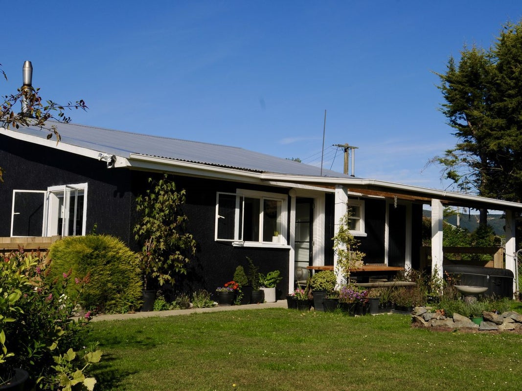 92 Maytown Road, Waimate, Waimate - Carousel 1