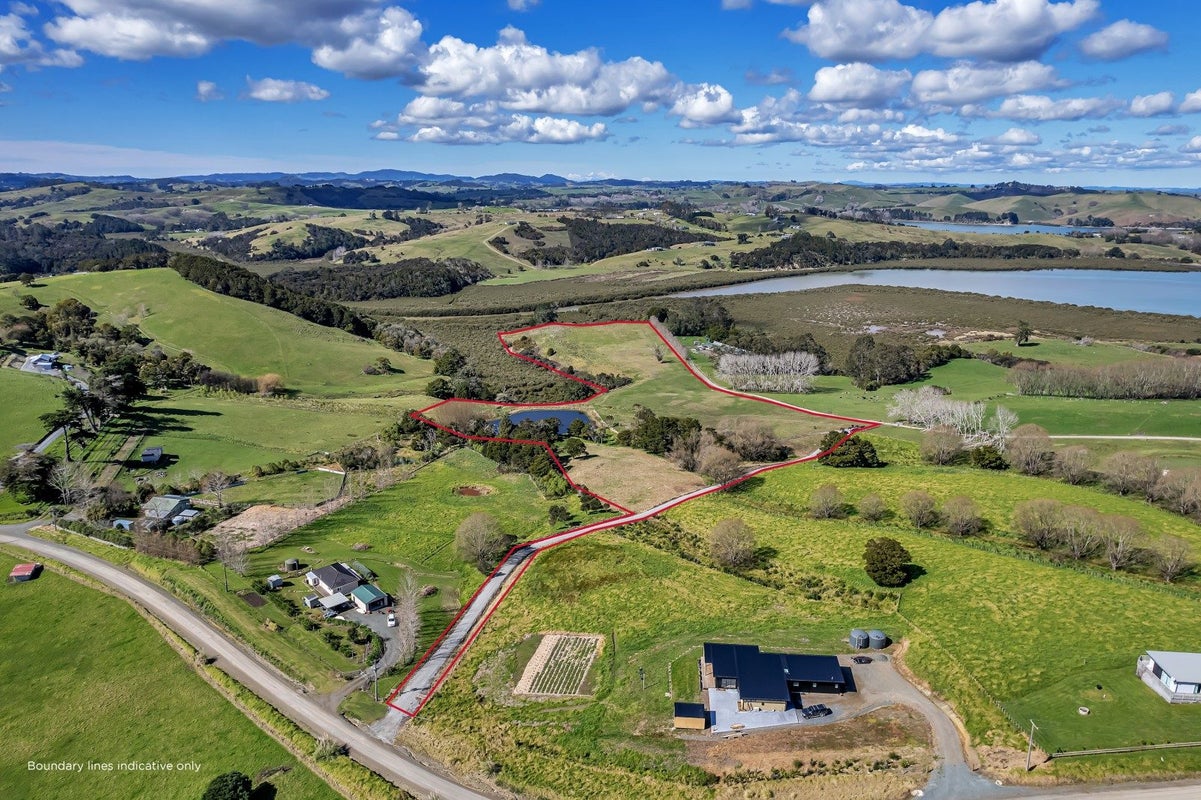 111 Petley Road, Paparoa - Carousel 2