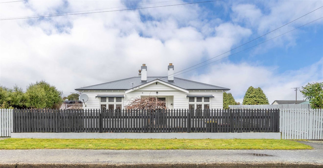 7 Heywood Street, Grasmere, Invercargill - Carousel 1