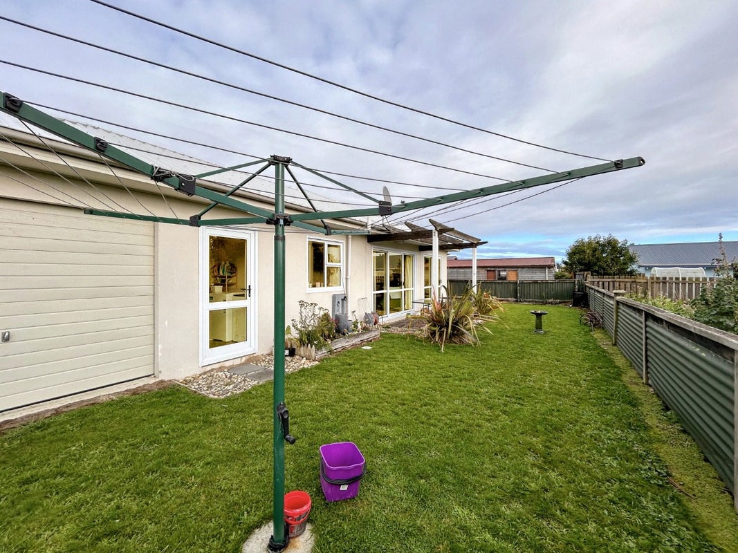 86 Lothian Crescent, Strathern, Invercargill - Carousel 13