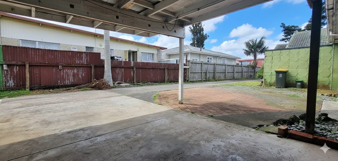 2/15 Wentworth Avenue, Papatoetoe, Auckland - Carousel 2