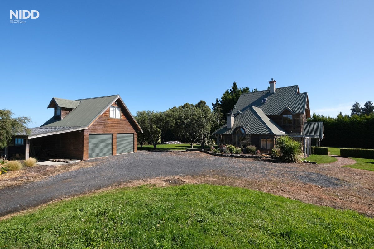 63 Big Stone Road, Brighton, Dunedin - Carousel 26