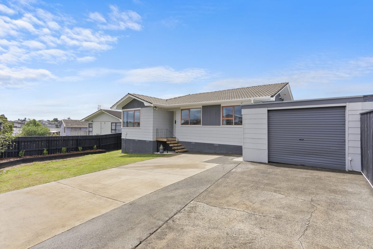 1A Ferndown Ave, Papatoetoe, Manukau - Carousel 2