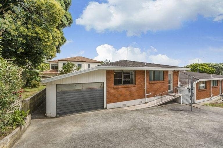 3/531 Mount Albert Road, Three Kings, Auckland - Carousel 1