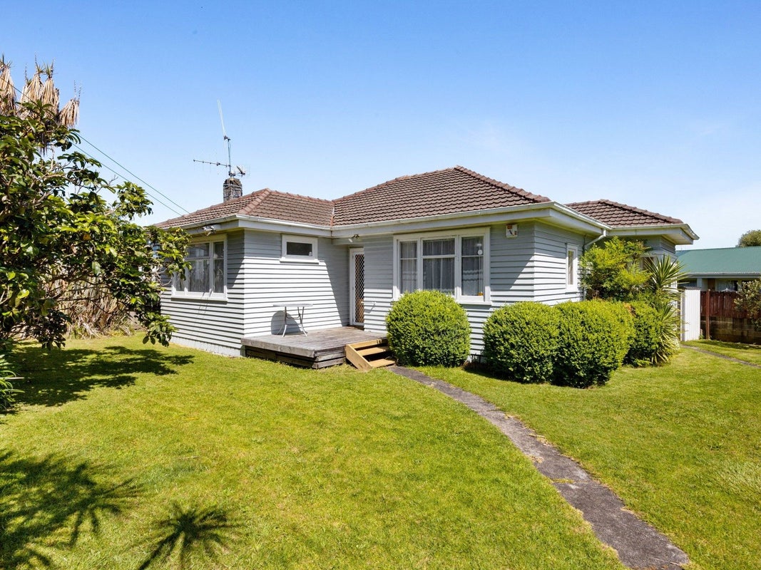 6 Queens Avenue, Frankton, Hamilton - Carousel 1