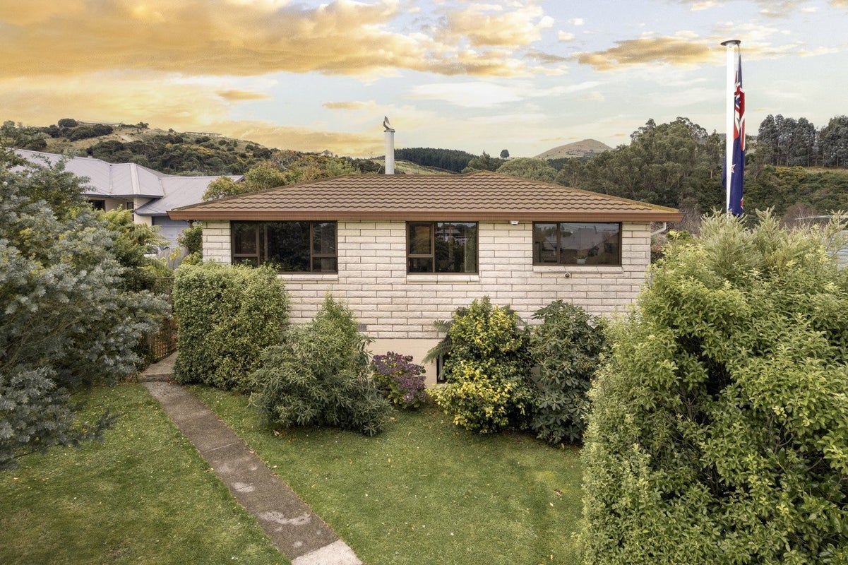 3 Kayforce Road, Ocean View, Dunedin - Carousel 1