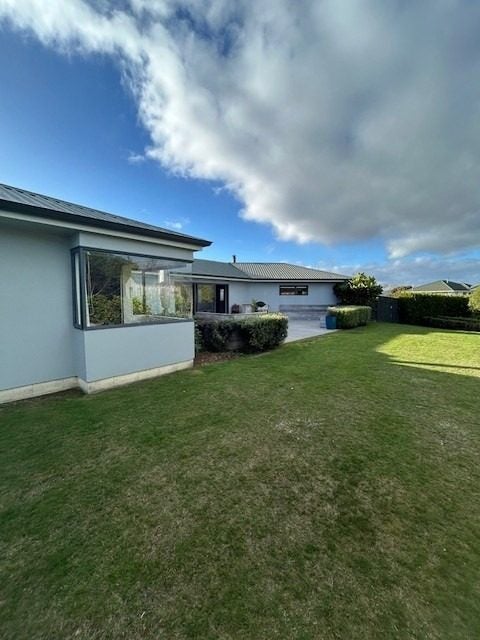 4 Padstow Place, Camborne, Porirua - Carousel 18