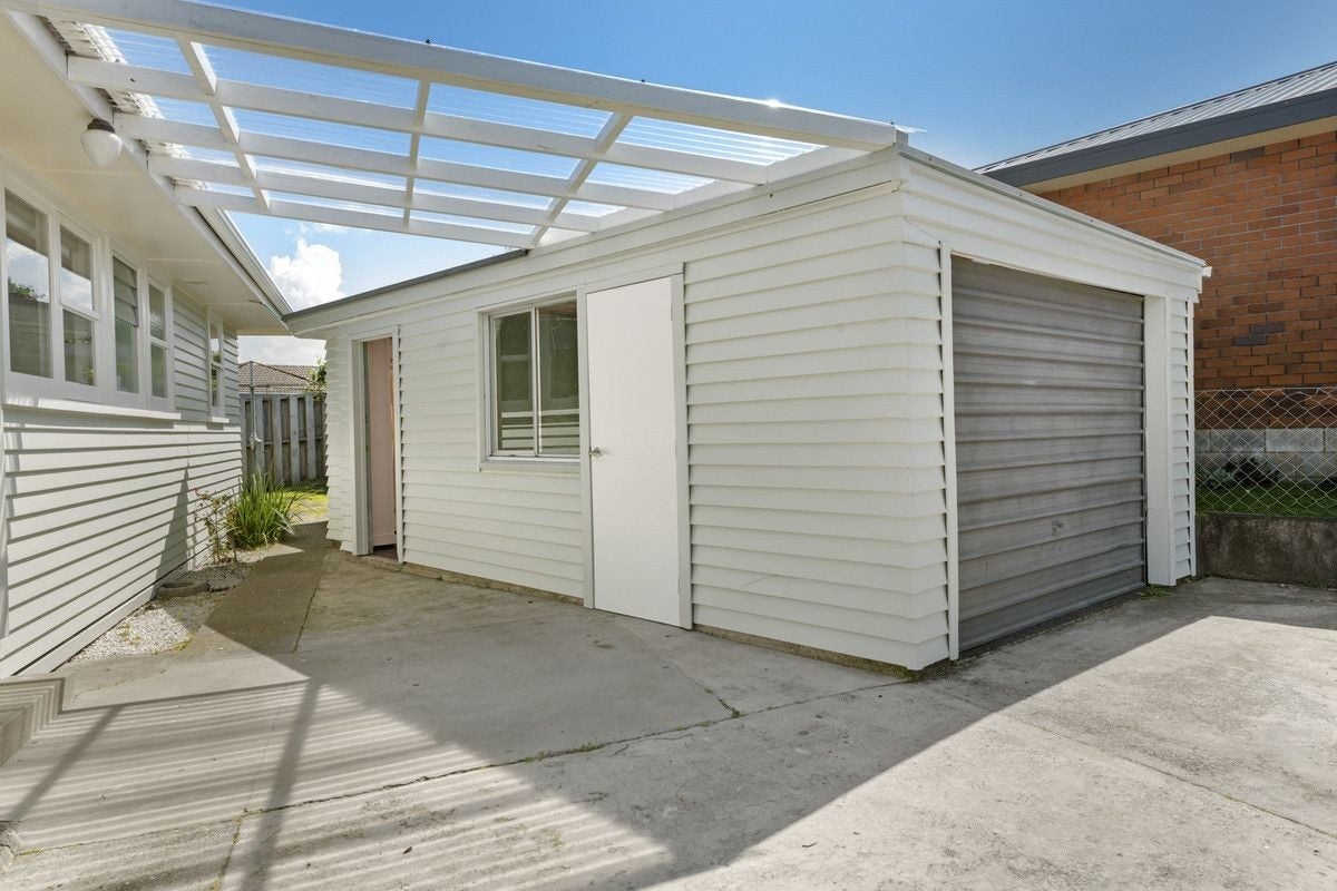 4 Regent Street, Brookfield, Tauranga - Carousel 11