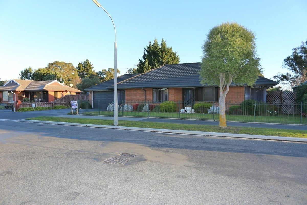 37A Briarmont Street, Avondale, Christchurch - Carousel 10