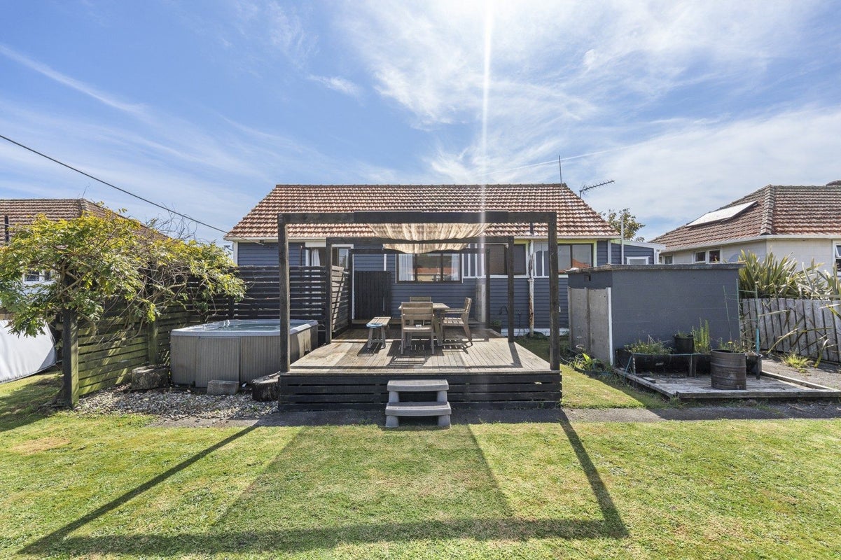 21 Strange Street, Waitara, Waitara - Carousel 2