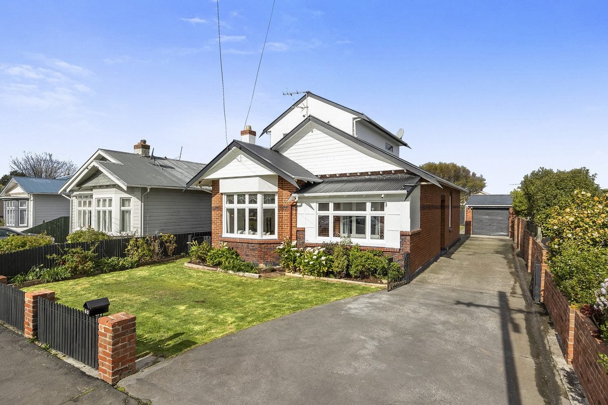 60 Ravelston Street, Musselburgh, Dunedin - Carousel 1