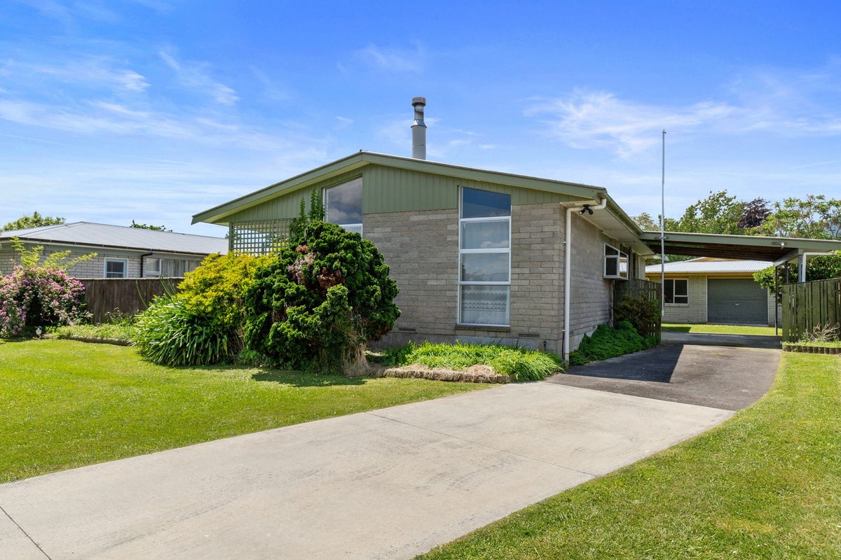 46 Clarke Avenue, Te Aroha, Te Aroha - Carousel 1
