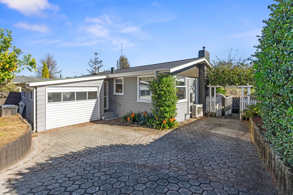173 Kingswood Road, Brookfield, Tauranga - Carousel 1