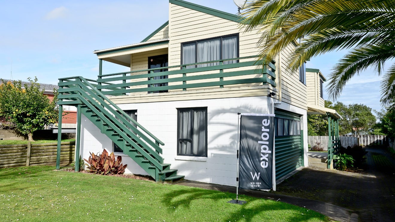 199 Newcastle Road, Nawton, Hamilton - Carousel 1