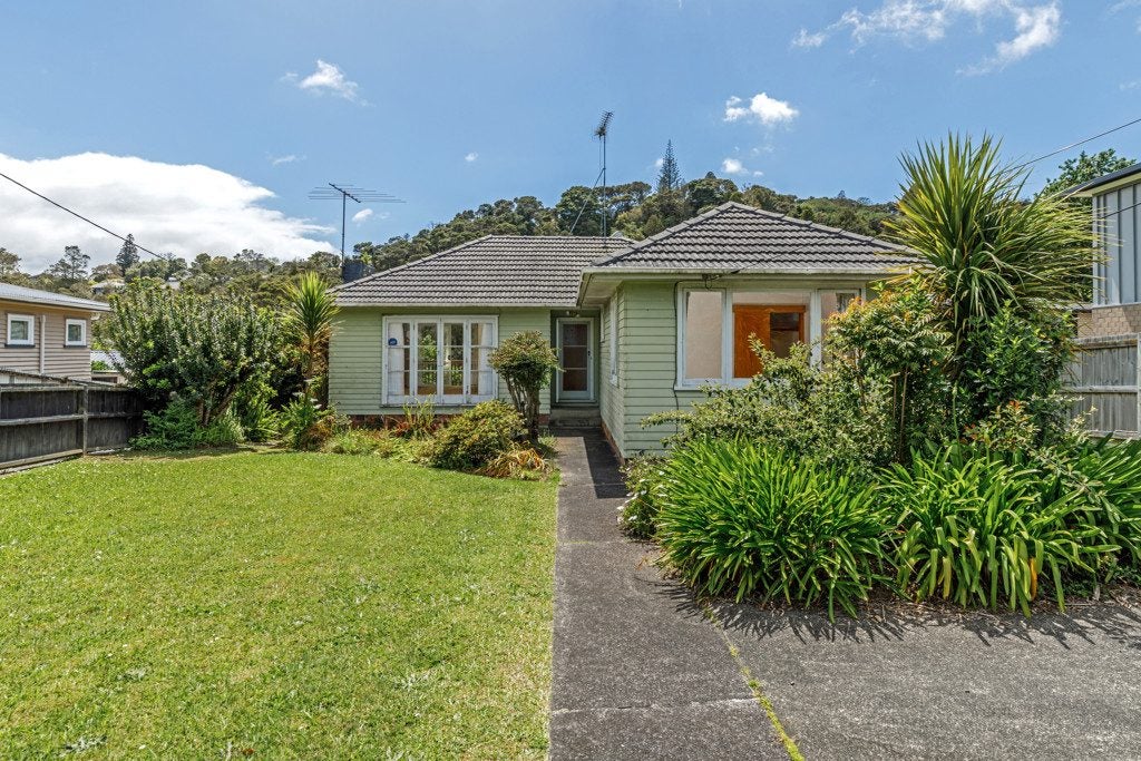 15 Lauderdale Road, Birkdale, Auckland - Carousel 1