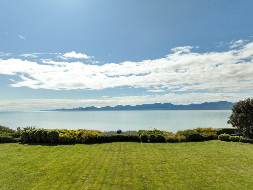 76 Admirals Way, Ruby Bay, Mapua - Carousel 2