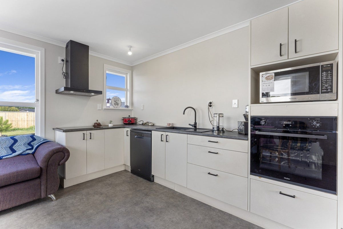 36 Awatea Street, Levin, Levin - Carousel 2