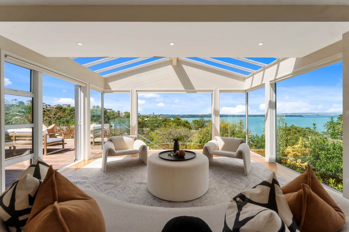24A Rugby Road, Birkenhead, Auckland - Carousel 1
