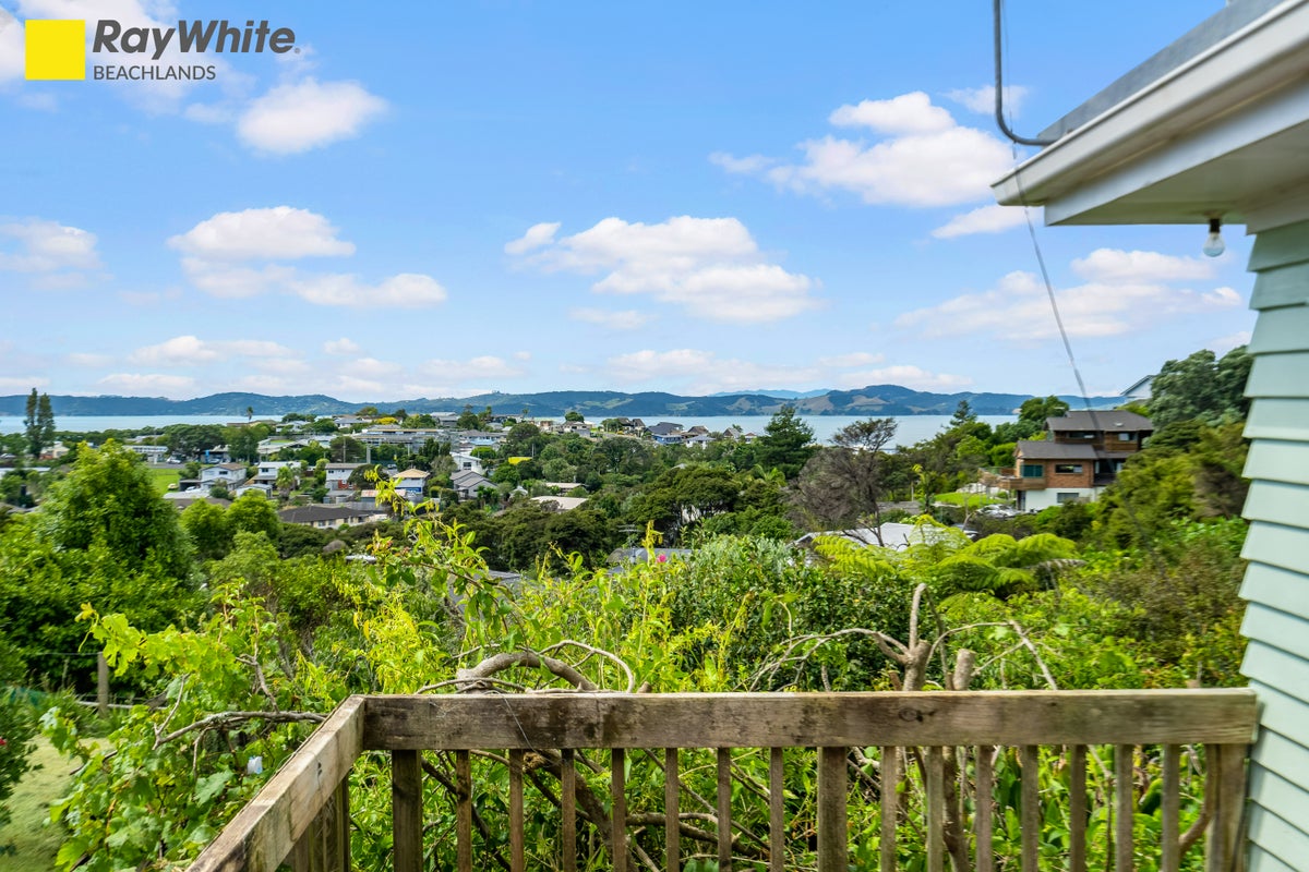 20 Maraetai Heights Road, Maraetai, Auckland - Carousel 1