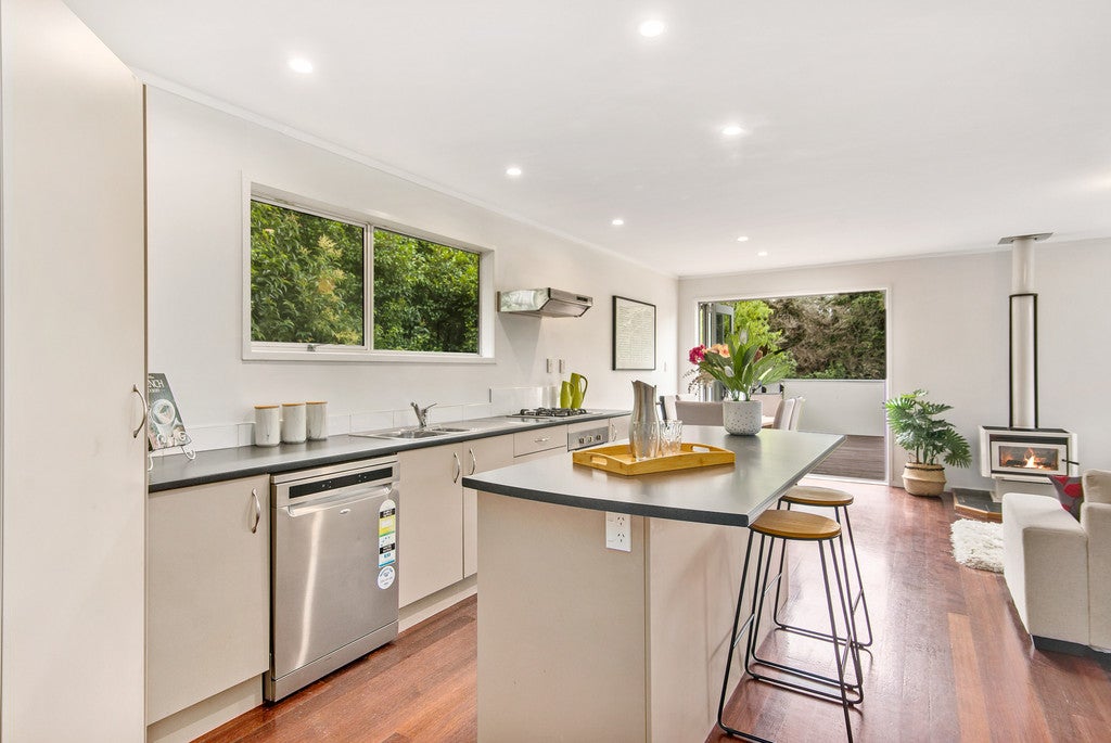 28 Paramu Avenue, Birkdale, Auckland - Carousel 1