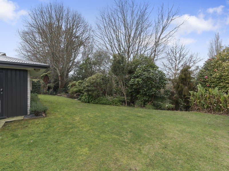 58 Pulham Crescent, Queenwood, Hamilton - Carousel 24