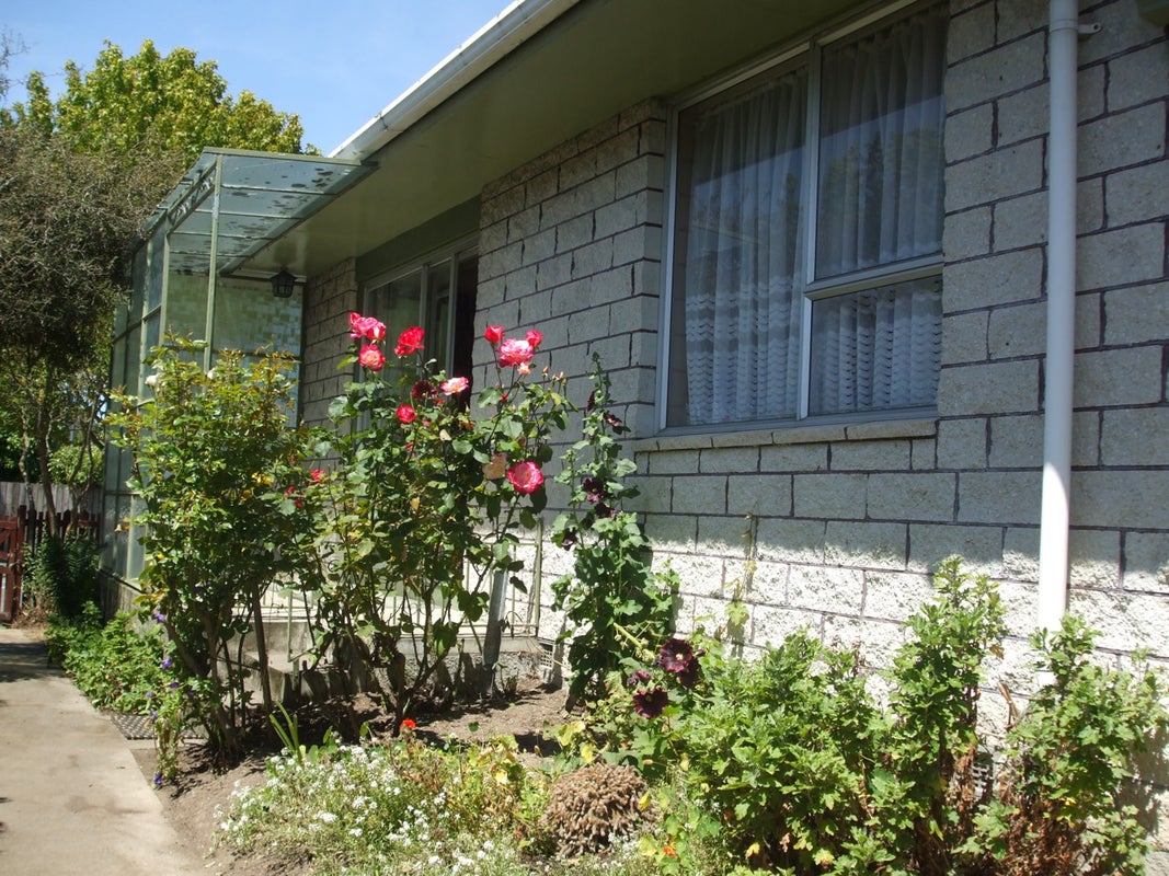 2/150 Northcote Road, Northcote, Christchurch - Carousel 1