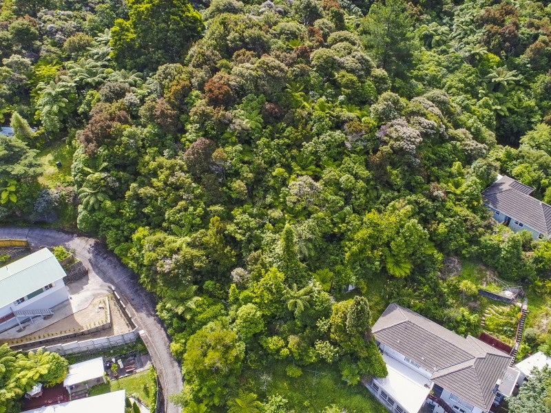 25B Rintoul Grove, Stokes Valley, Lower Hutt - Carousel 2